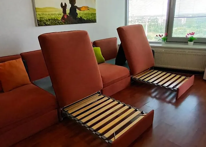 Juls Next To Football And Hockey Stadium Μπρατισλάβα